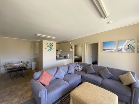 Surf Beach Sanctuary - Hervey Bay Accommodation 1