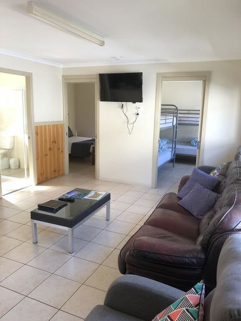 Surfrider Caravan Park - Hervey Bay Accommodation 2