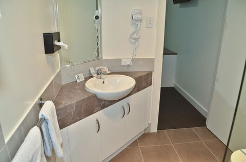 Swagsman Motel - Hervey Bay Accommodation 3