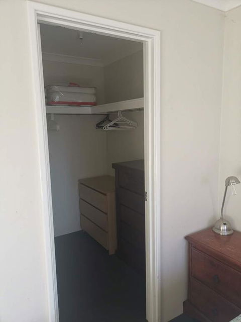 Swan House - Hervey Bay Accommodation 3