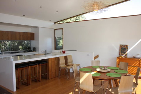 Swan-Sea - Hervey Bay Accommodation 0
