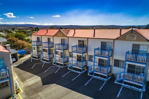 SWANSEA VILLAS - Hervey Bay Accommodation 2