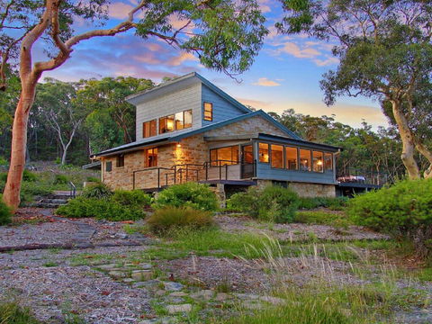 Sydney View - 70km From Sydney, 1000km From Care! - Hervey Bay Accommodation 0