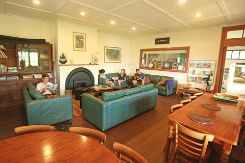 Sydney, Pittwater YHA - Hervey Bay Accommodation 3