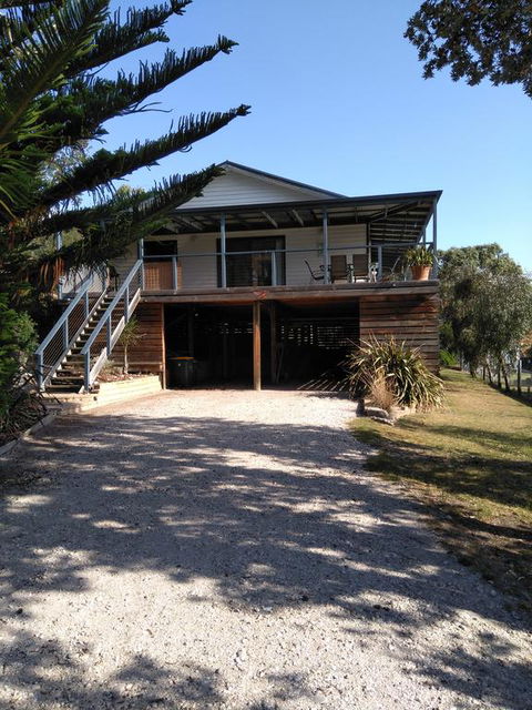 Symuya - Hervey Bay Accommodation 3