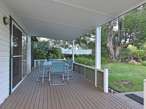 Tabitha Hill Cottage - Tourism Hervey Bay 3