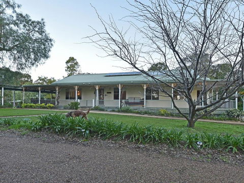 Tabitha Hill Homestead - Tourism Hervey Bay 2