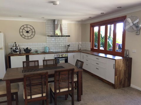 TAKURA HEIGHTS Modern Country Apartment With Pool Access - Hervey Bay Accommodation 0