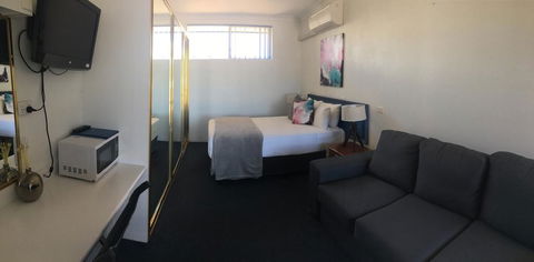 Tall Timbers Motel - Hervey Bay Accommodation 1