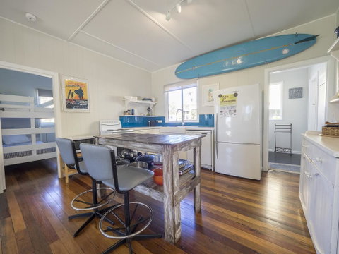 Tallowood Beachfront Cottage - Hervey Bay Accommodation 3