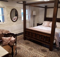 Tanilba House - Hervey Bay Accommodation