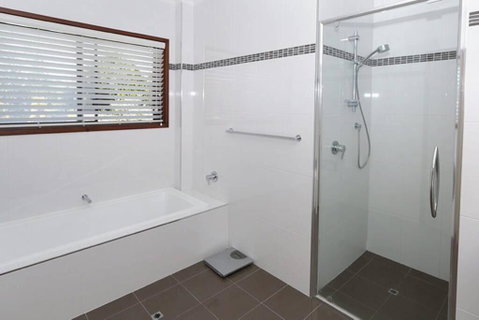 Tara Downs On Lake Albert - Hervey Bay Accommodation 2