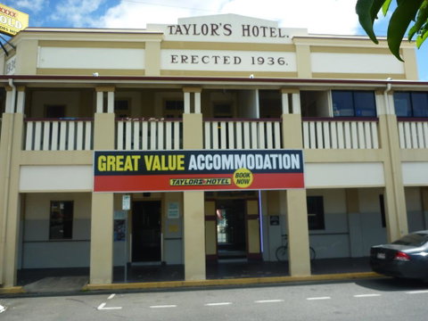 Taylors Hotel - Hervey Bay Accommodation 0