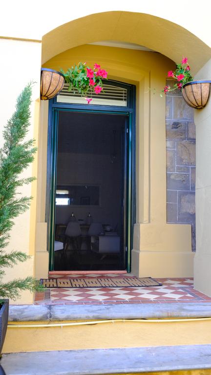 The 'Cloisters' Apartment At Albert Hall - Hervey Bay Accommodation 3