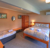The 2C's Bed  Breakfast - Hervey Bay Accommodation