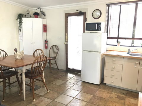 The Apartment - Moyston - Tourism Hervey Bay 2