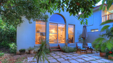 The Avenue At Montville Luxury Cottage - Hervey Bay Accommodation 1
