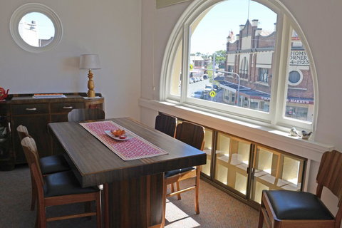 The Bank B&B West Wyalong - Hervey Bay Accommodation 2