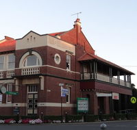 The Bank BB West Wyalong - Tourism Hervey Bay