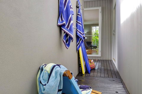 THE BEACH HOUSE - Hervey Bay Accommodation 2