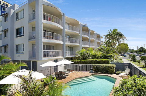 The Beach Houses - Hervey Bay Accommodation 0