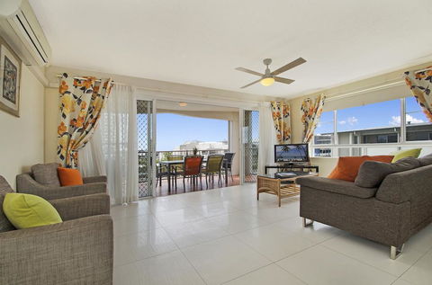 The Beach Houses - Hervey Bay Accommodation 1
