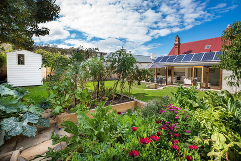 Brampton Cottage - Hervey Bay Accommodation 9