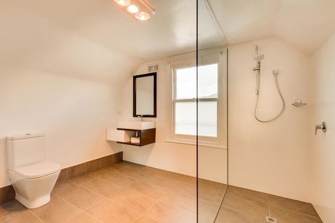Brampton Cottage - Hervey Bay Accommodation 6