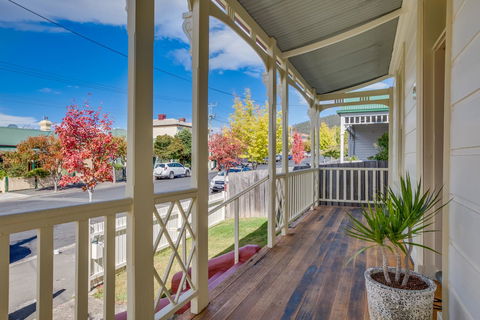 Brampton Cottage - Hervey Bay Accommodation 3