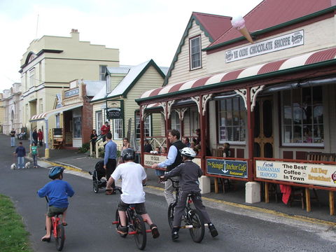 Ellie\'s Cottages - Hervey Bay Accommodation 33