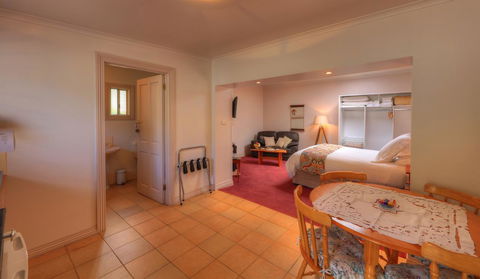Ellie\'s Cottages - Hervey Bay Accommodation 13