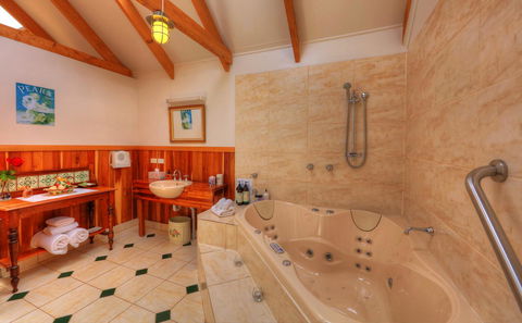 Ellie\'s Cottages - Hervey Bay Accommodation 14