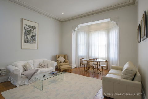 Roxburgh House Apartments - Hervey Bay Accommodation 6