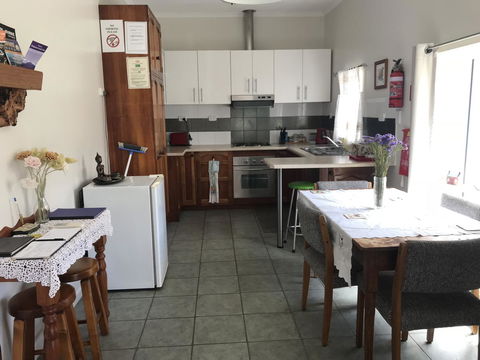 Oatlands Retreat - Tourism Hervey Bay 8