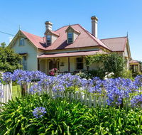 Cambridge House Bed  Breakfast - Tourism Hervey Bay