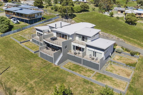 The Cove Kettering - Hervey Bay Accommodation 1