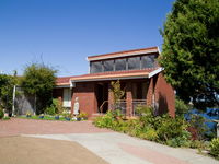 Book Austins Ferry Accommodation Vacations Hervey Bay Accommodation Hervey Bay Accommodation
