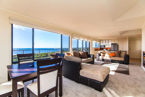 Seaspray - Hervey Bay Accommodation 12