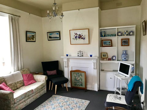 Eliza Cottage - Hervey Bay Accommodation 9