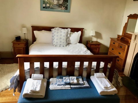 Eliza Cottage - Hervey Bay Accommodation 14