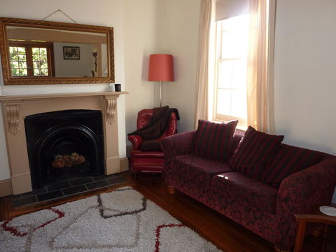 Eliza Cottage - Hervey Bay Accommodation 1