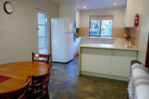 Eagles Rise Tasmania - Hervey Bay Accommodation 25