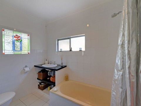 Bridge View Retreat - Tourism Hervey Bay 38