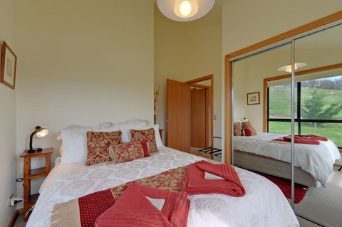 Moon River - Hervey Bay Accommodation 7