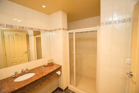 Strahan Village - Hervey Bay Accommodation 39