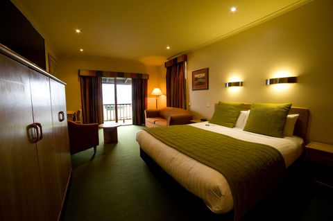 Strahan Village - Hervey Bay Accommodation 22