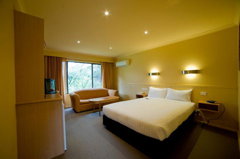 Strahan Village - Hervey Bay Accommodation 40