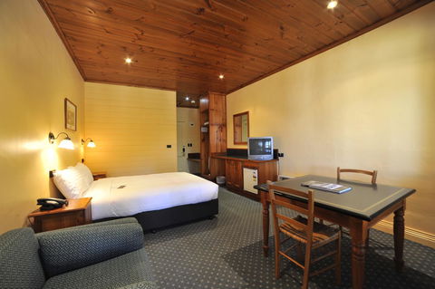 Strahan Village - Hervey Bay Accommodation 35