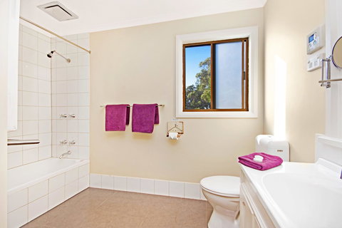 Naivasha Cottage - Hervey Bay Accommodation 11