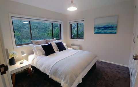 The View 2 Bed Unit With Stunning Hobart Outlook - Hervey Bay Accommodation 5
